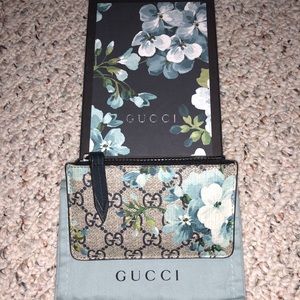 Gucci Blue Multicolor GG Supreme Blooms Key Holder